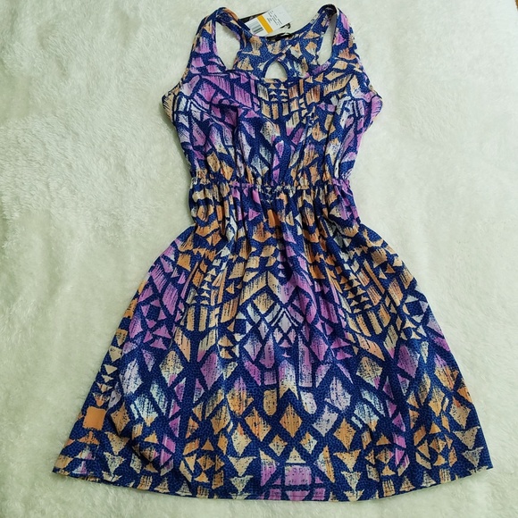 Geometric Open Razorback Dress - Picture 1 of 5